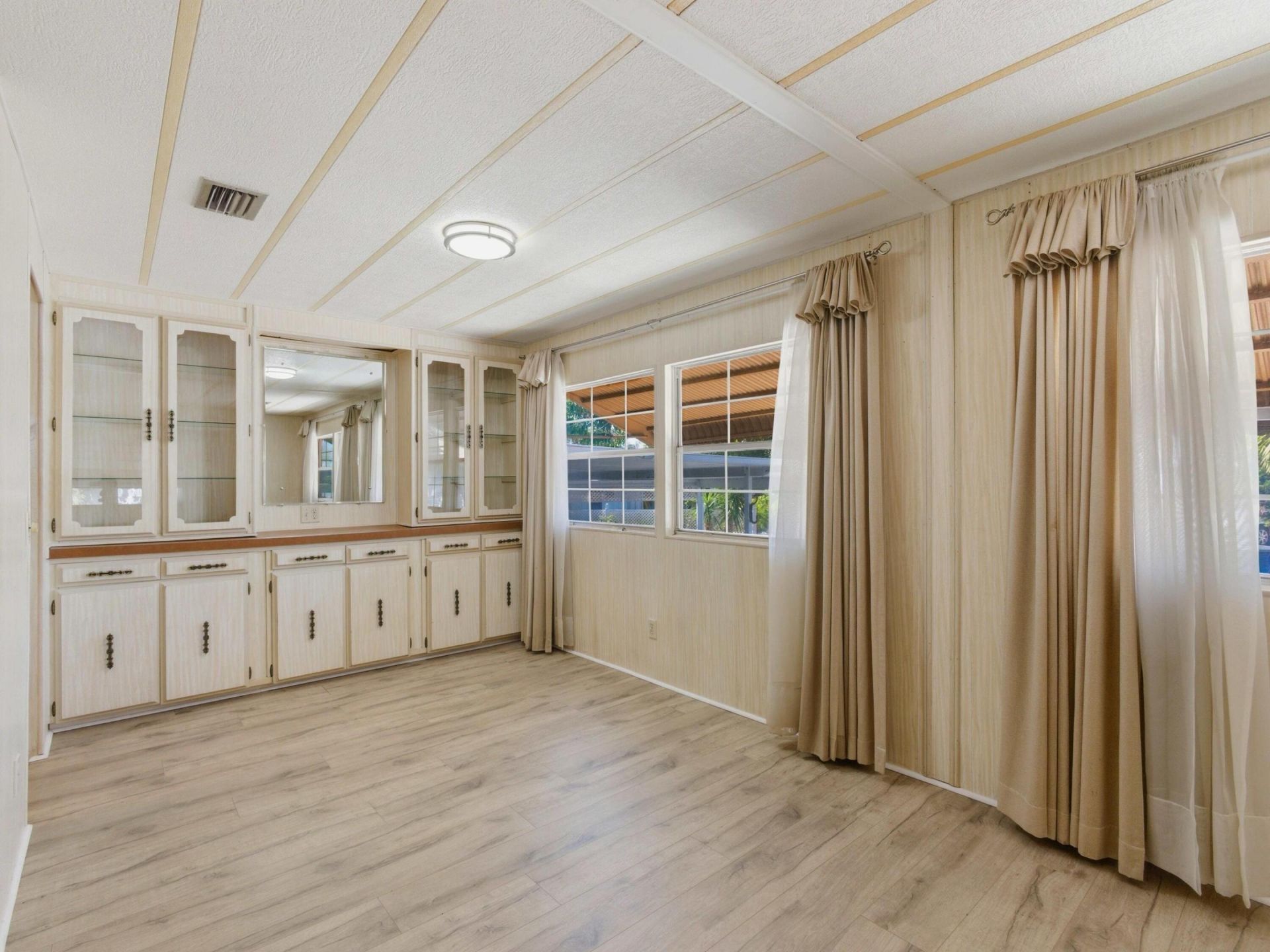 8903 Oak Street, Boynton Beach, FL 33436 Photo