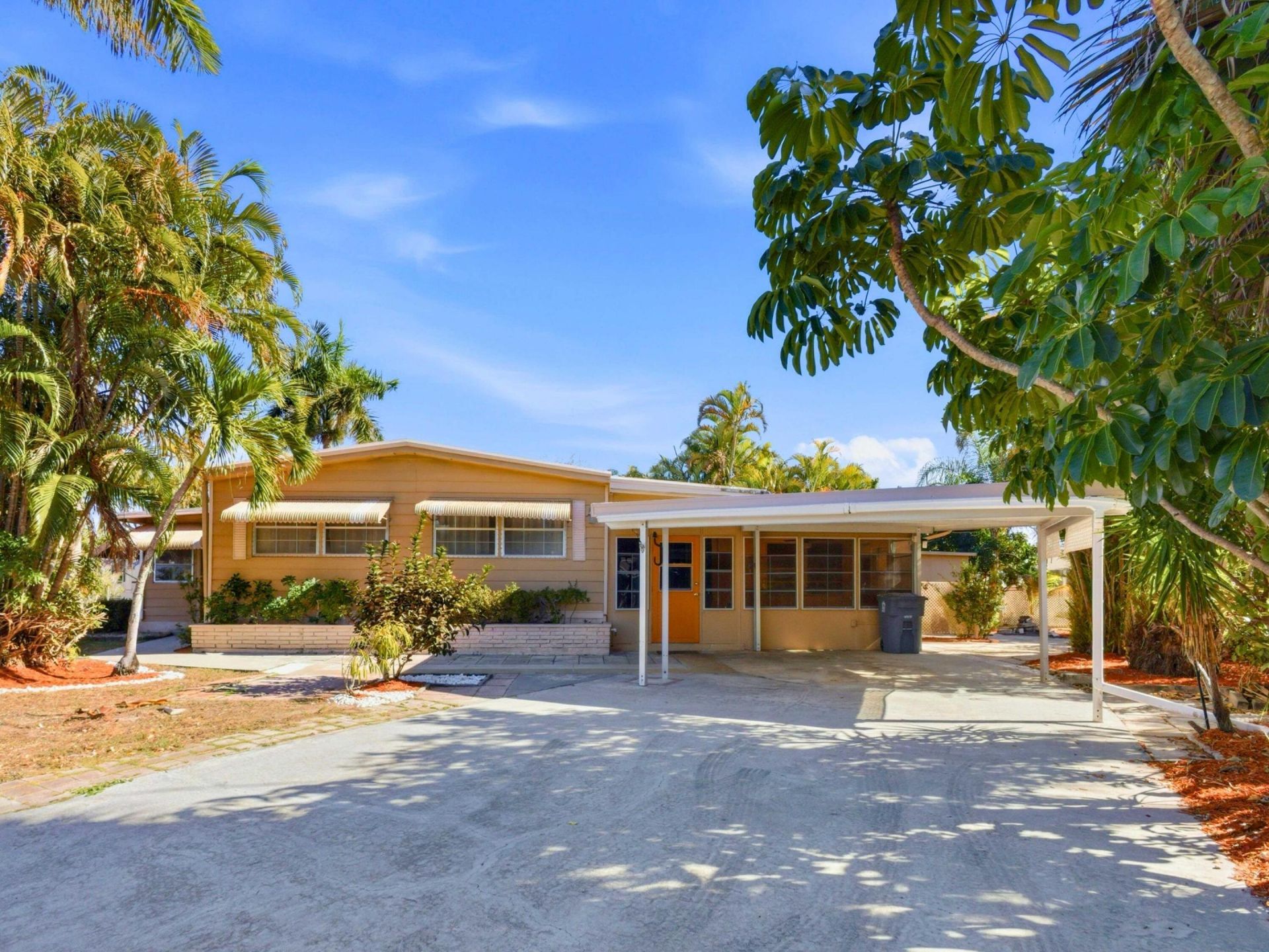 8903 Oak Street, Boynton Beach, FL 33436 Photo