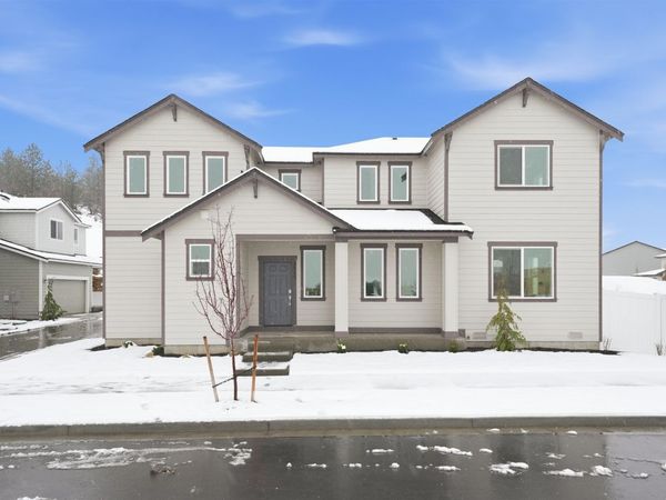 24720 E Short Tail Ln, Liberty Lake, WA 99019