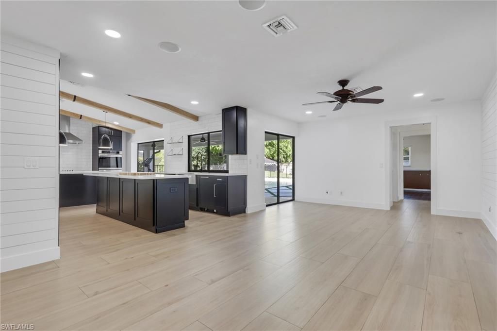 10450 Windsor Way, Naples, FL 34109 Photo