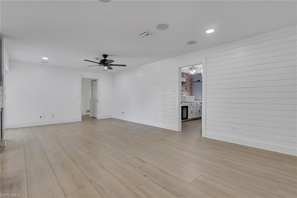 10450 Windsor Way, Naples, FL 34109 Photo