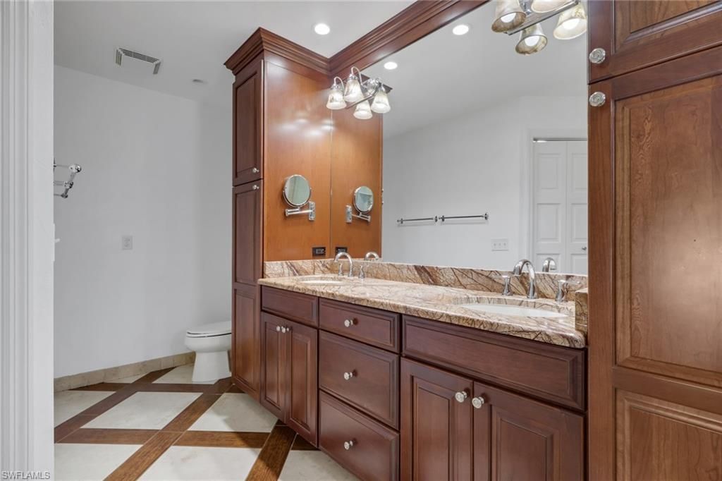 10450 Windsor Way, Naples, FL 34109 Photo