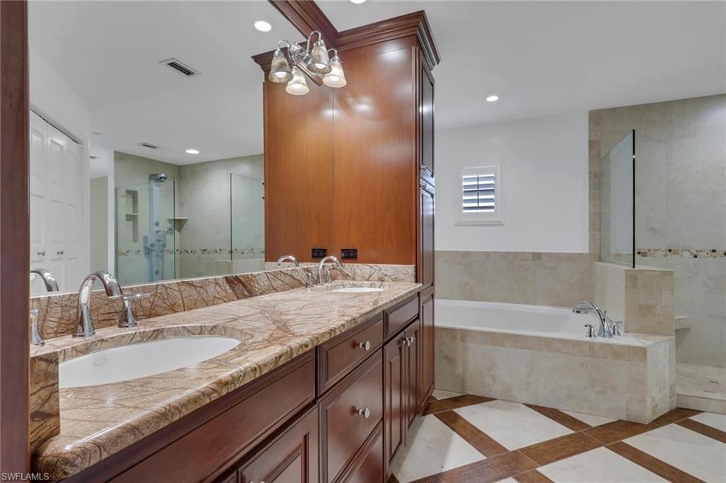 10450 Windsor Way, Naples, FL 34109 Photo