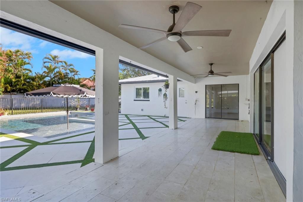 10450 Windsor Way, Naples, FL 34109 Photo