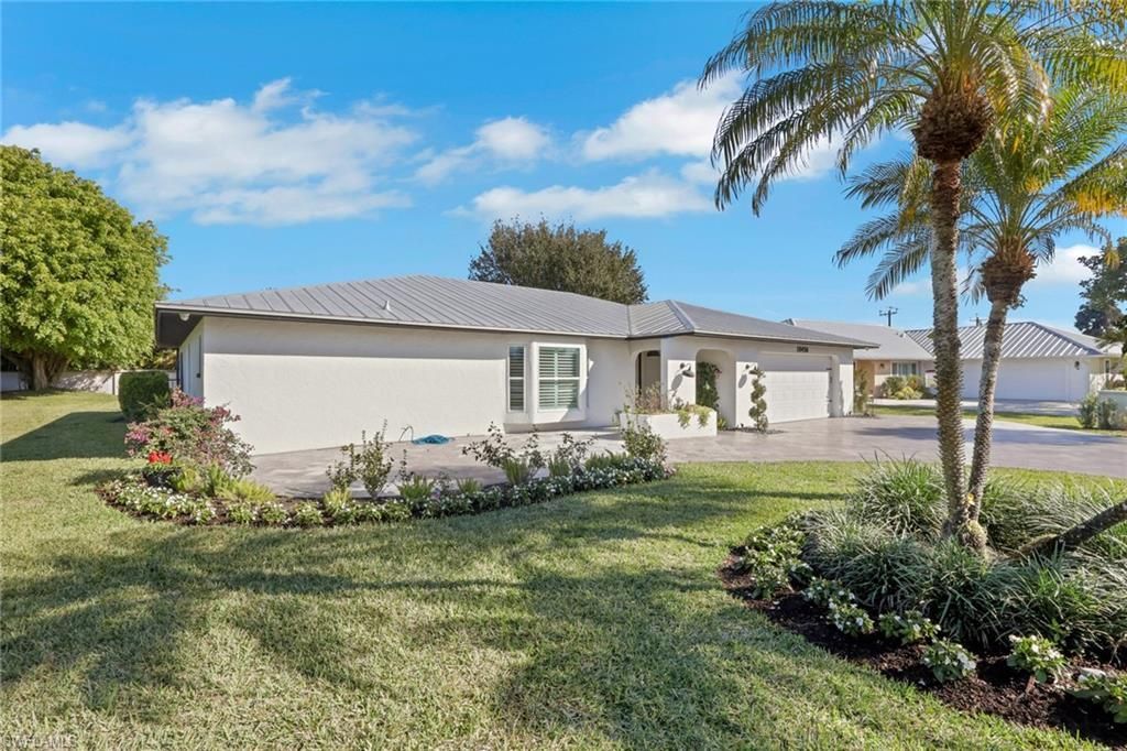 10450 Windsor Way, Naples, FL 34109 Photo