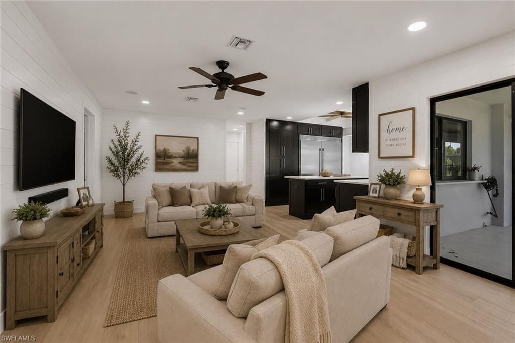 10450 Windsor Way, Naples, FL 34109 Photo
