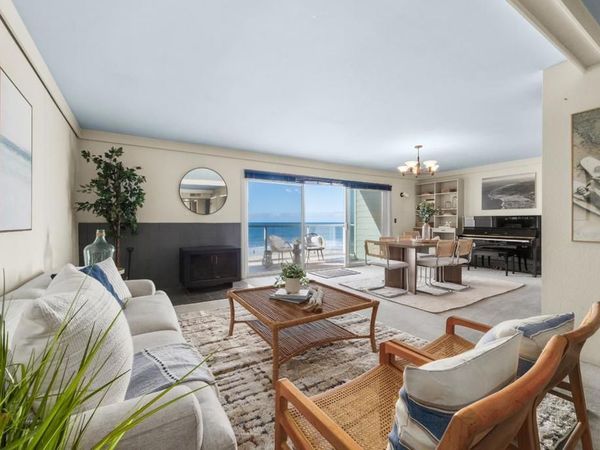 22130 E Cliff Drive, Unit 3D, Santa Cruz, CA 95062