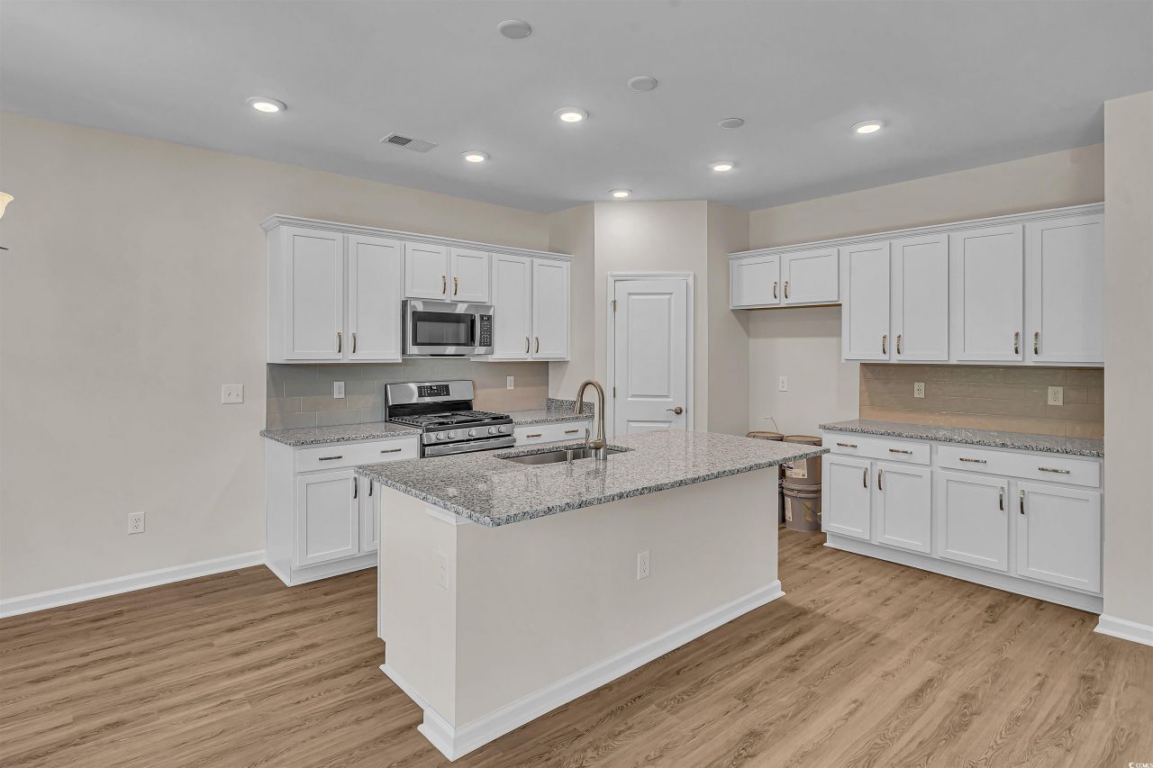 639 Millbrook Way  Photo 12