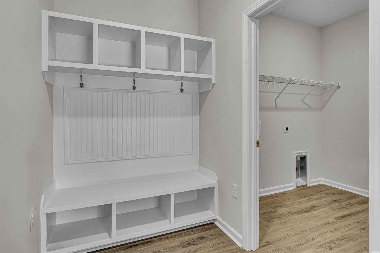 639 Millbrook Way  Photo 8