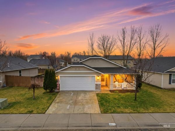 203 E Walcott Lake Dr., Middleton, ID 83644