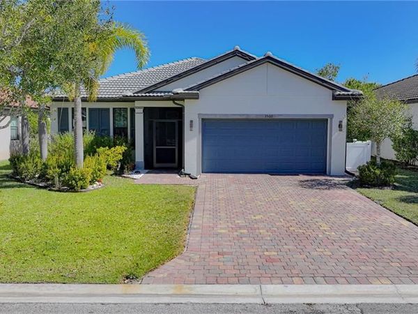 3560 E Hampton CIR, ALVA, FL 33920