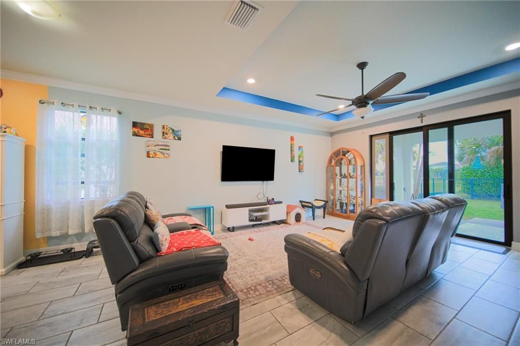 3560 E Hampton Cir, Alva, FL 33920 Photo