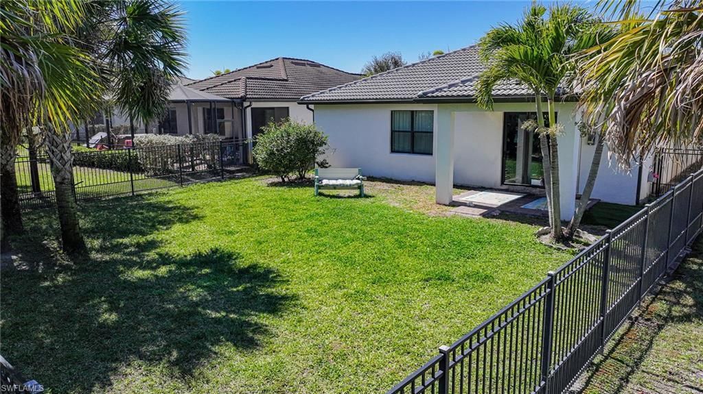 3560 E Hampton Cir, Alva, FL 33920 Photo