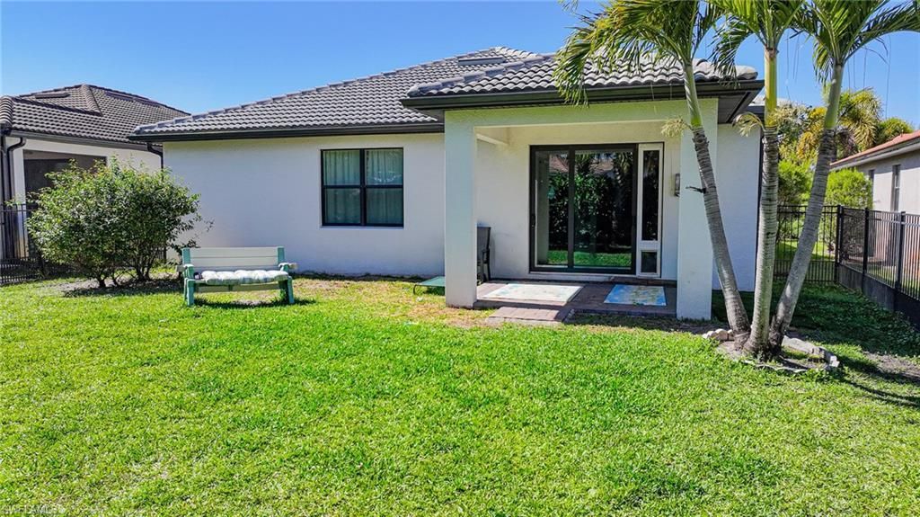 3560 E Hampton Cir, Alva, FL 33920 Photo