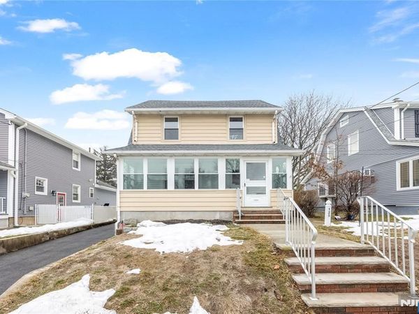 125 Henry Street, Hasbrouck Heights, NJ 07604