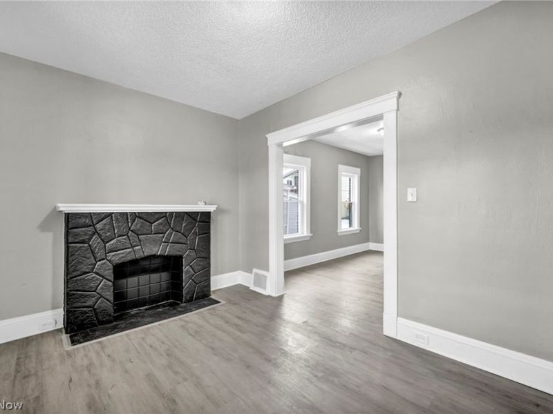 8111 Madison Avenue, Cleveland, OH 44102 Photo 4