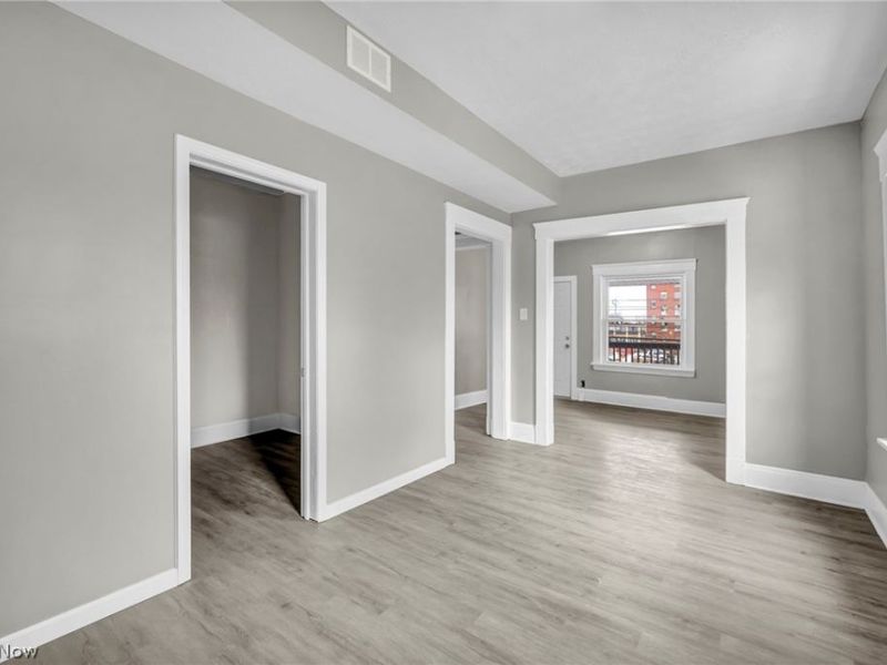 8111 Madison Avenue, Cleveland, OH 44102 Photo 40