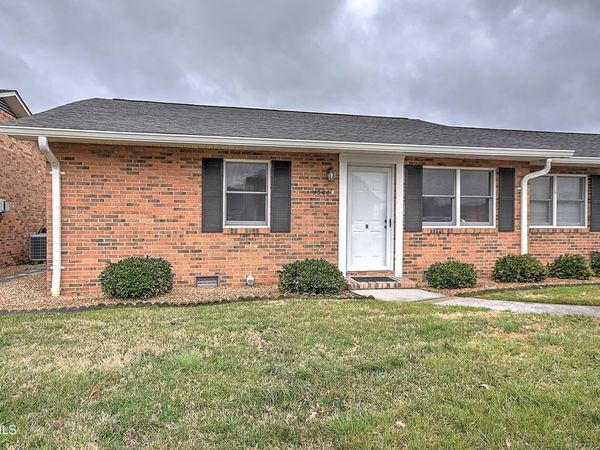 1544 Jessee Street, Unit R, Kingsport, TN 37664