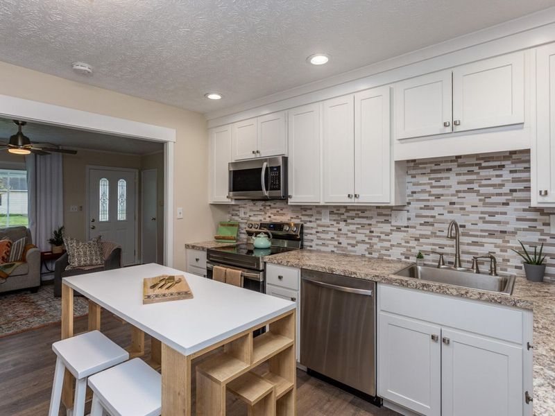 849 Bristol Drive, Vandalia, OH 45377 Photo 10