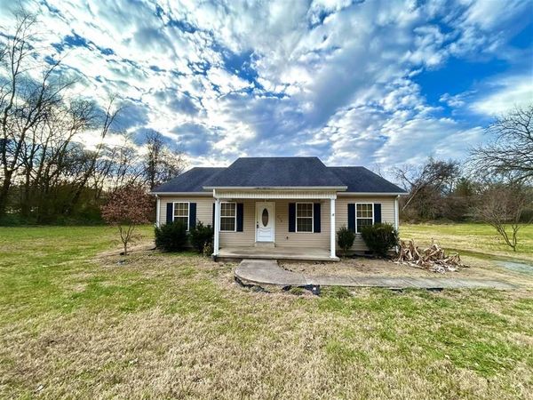 210 Macedonia Road , Franklin, KY 42134