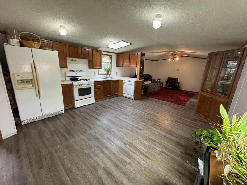 127 Sarah Lane, Reynoldsburg, OH 43068 Photo 1