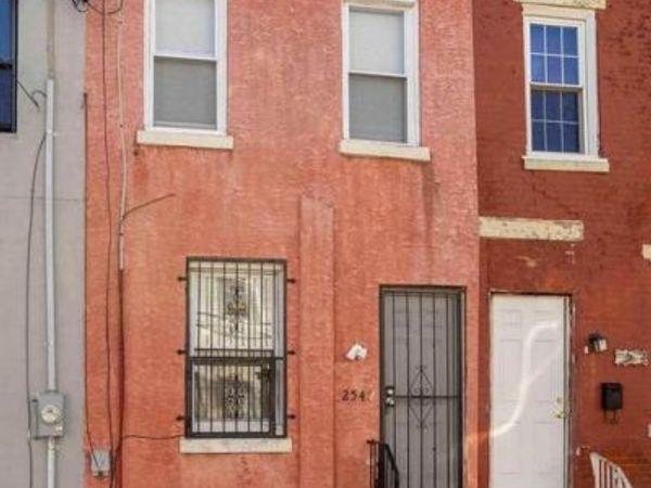 2542 N WATER STREET , PHILADELPHIA, PA 19125