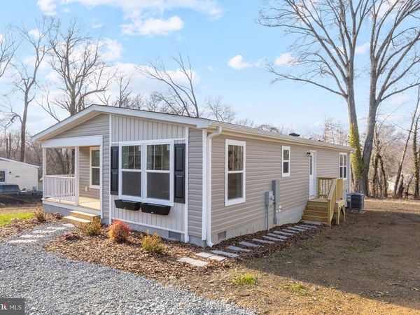 320 EAST STREET, GORDONSVILLE, VA 22942