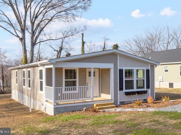 320 EAST STREET, GORDONSVILLE, VA 22942