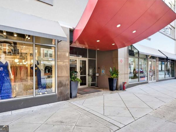 805 Peachtree Street NE, Unit 202, Atlanta, GA 30308