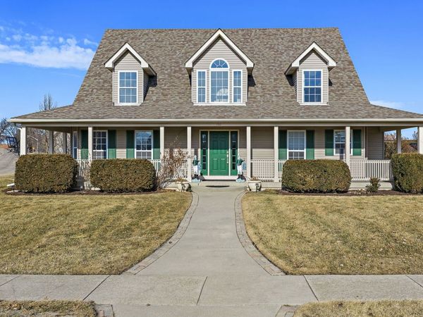 120 Jack Dylan Drive, Hampshire, IL 60140