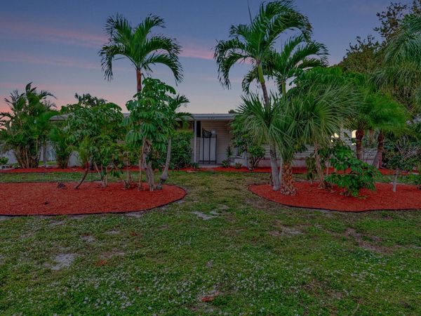 7184 SE Redbird Cir, Hobe Sound, FL 33455