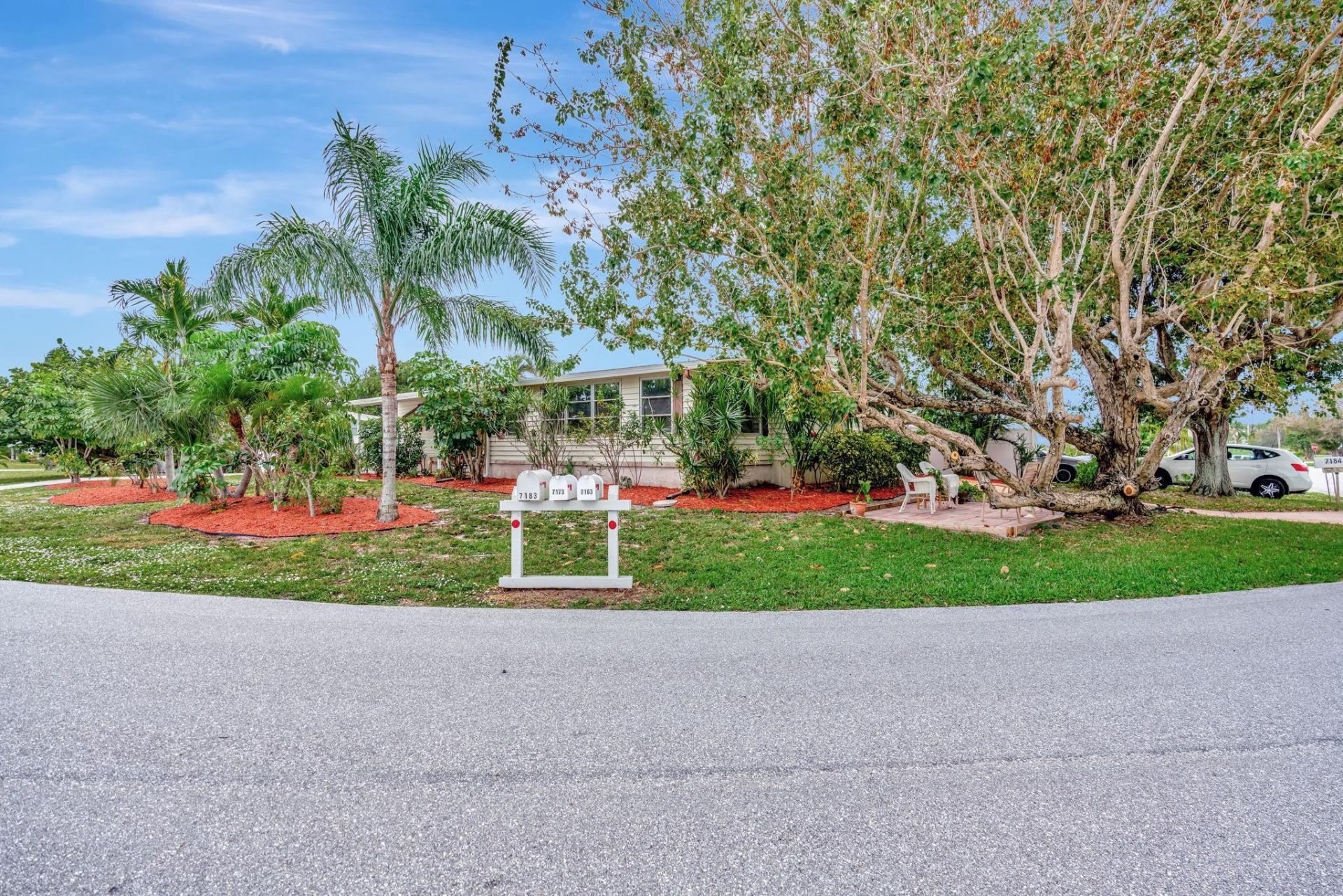 7184 SE Redbird Cir, Hobe Sound, FL 33455 Photo