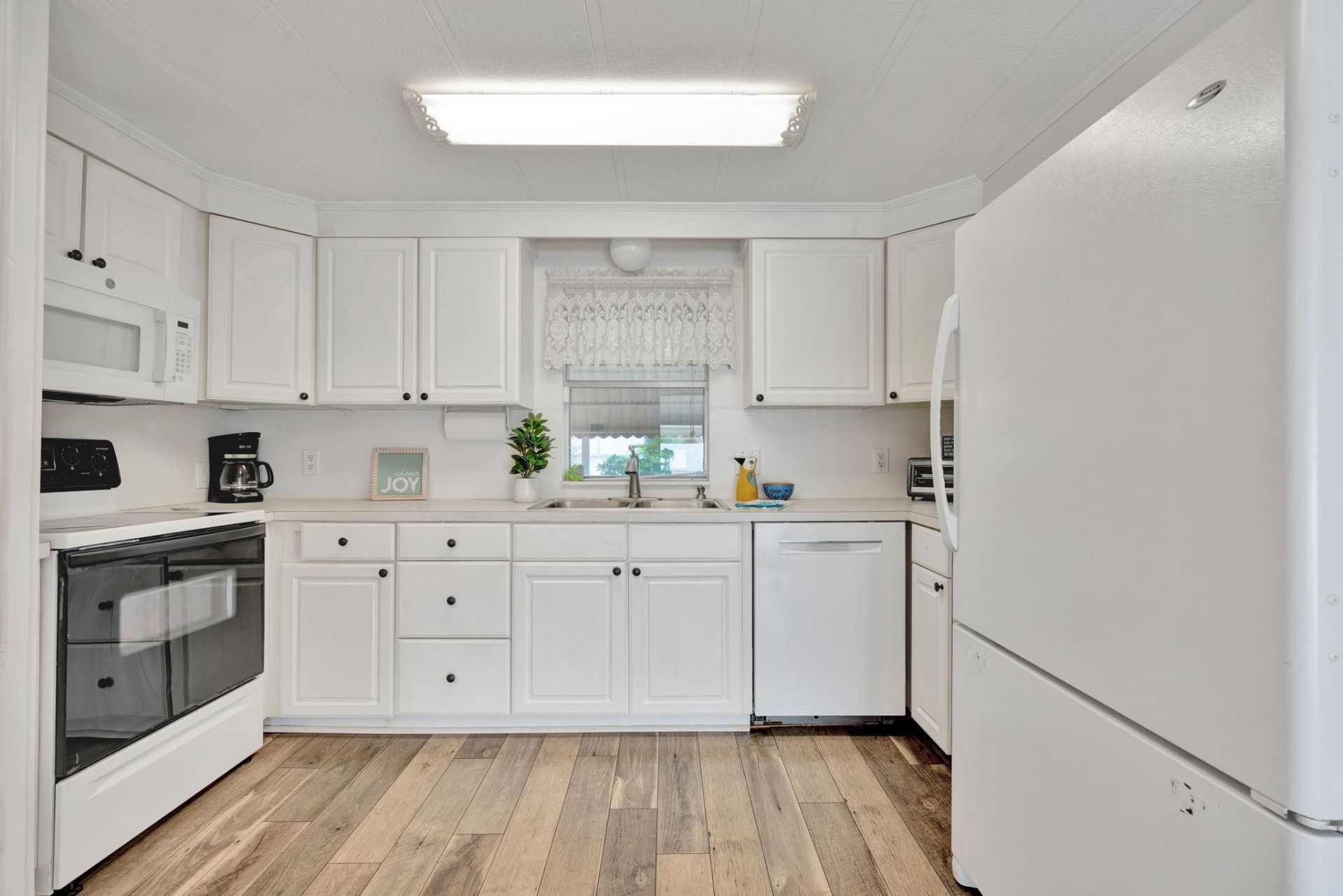 7184 SE Redbird Cir, Hobe Sound, FL 33455 Photo