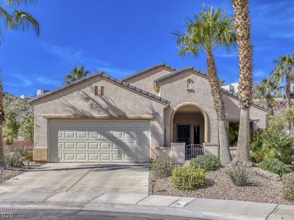 2200 Tiger Willow Drive, Henderson, NV 89012