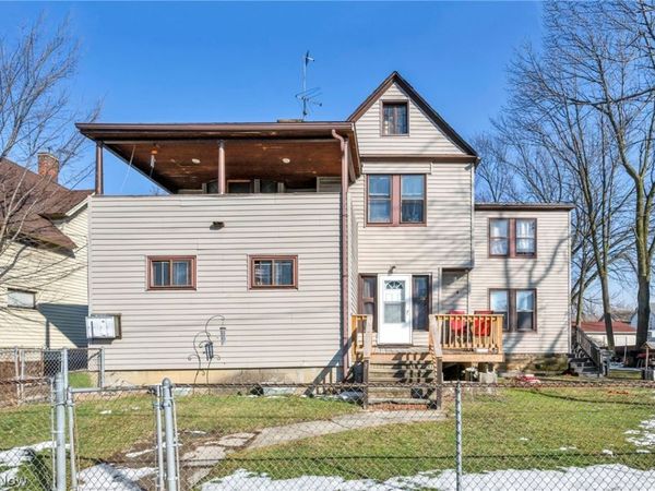 2127 W 100th Street, Cleveland, OH 44102