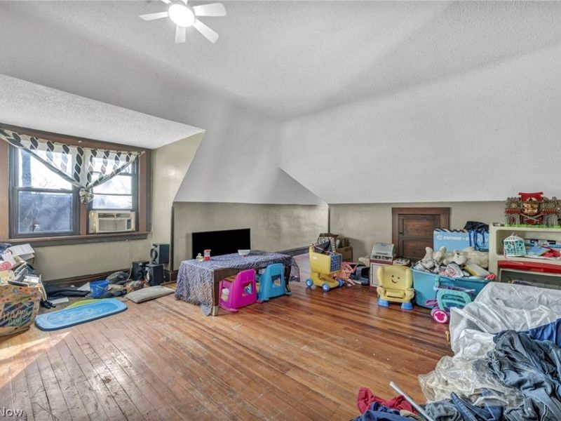 2127 W 100th Street, Cleveland, OH 44102 Photo 41