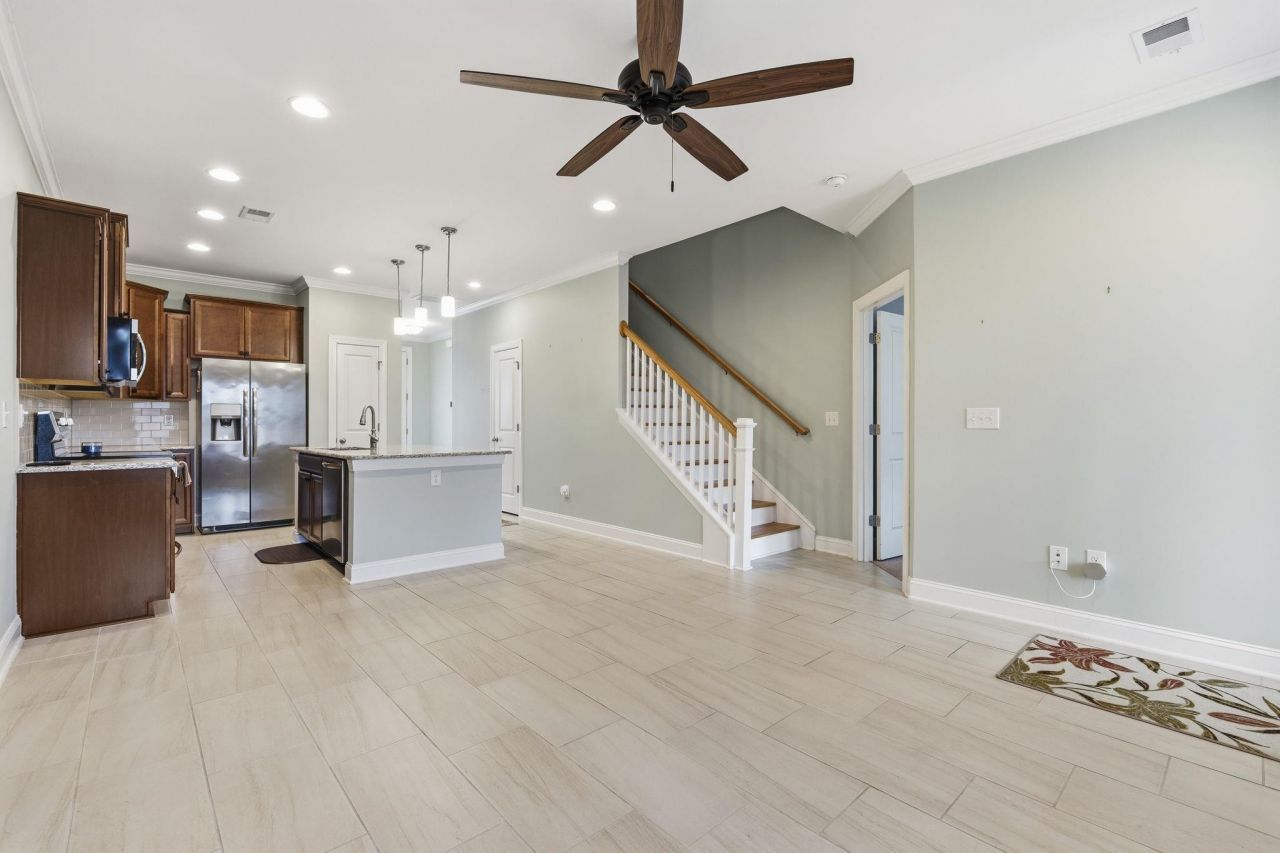 2420 Kings Bay Dr. Photo 16