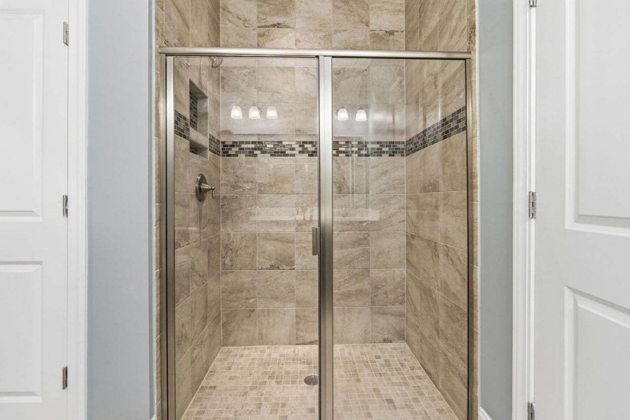 2420 Kings Bay Dr. Photo 23