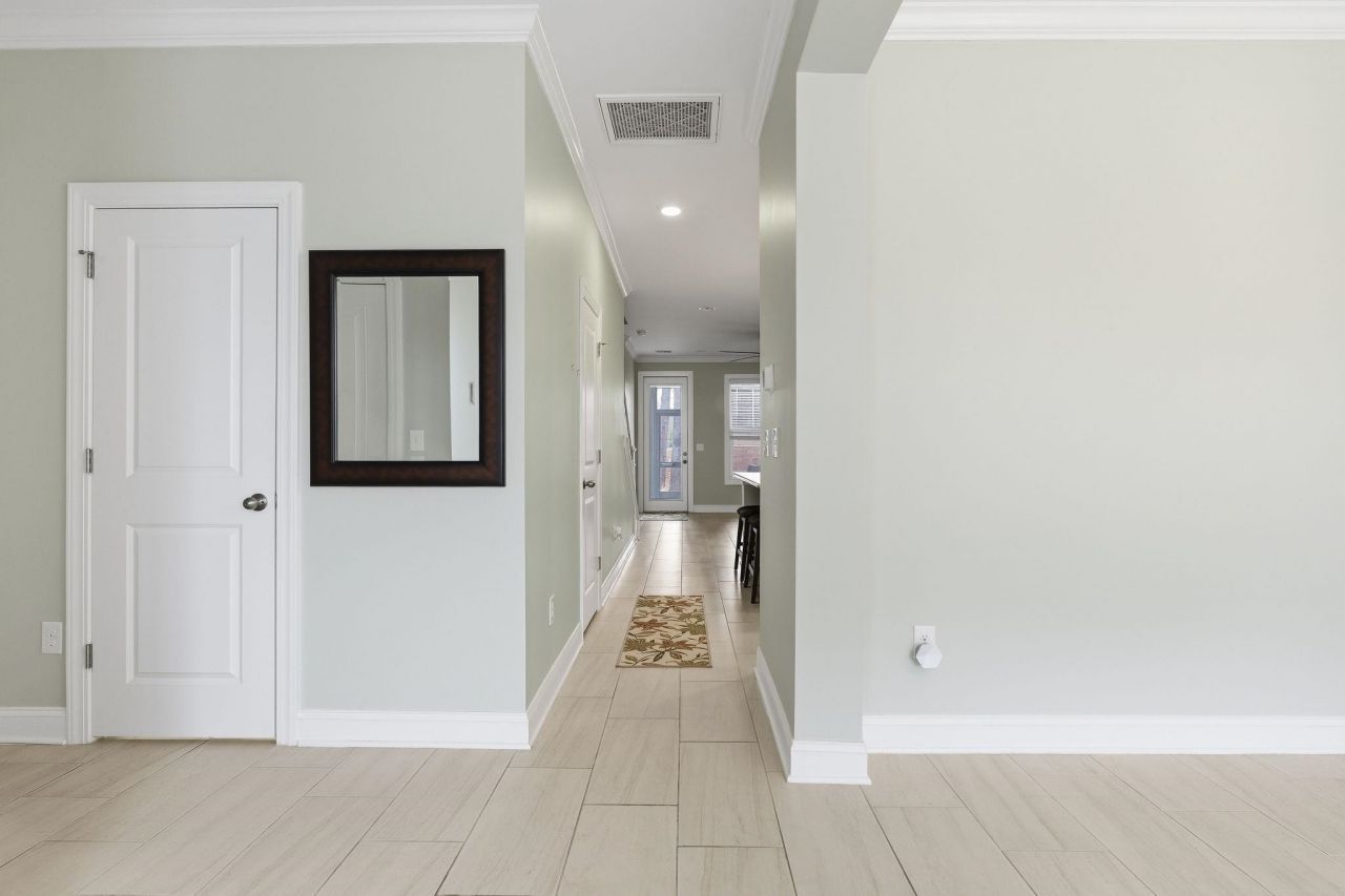 2420 Kings Bay Dr. Photo 6