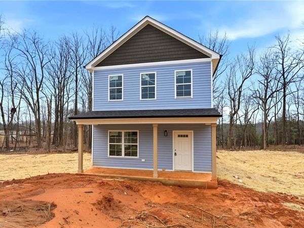 5131 Fredonia Avenue, Winston-Salem, NC 27105