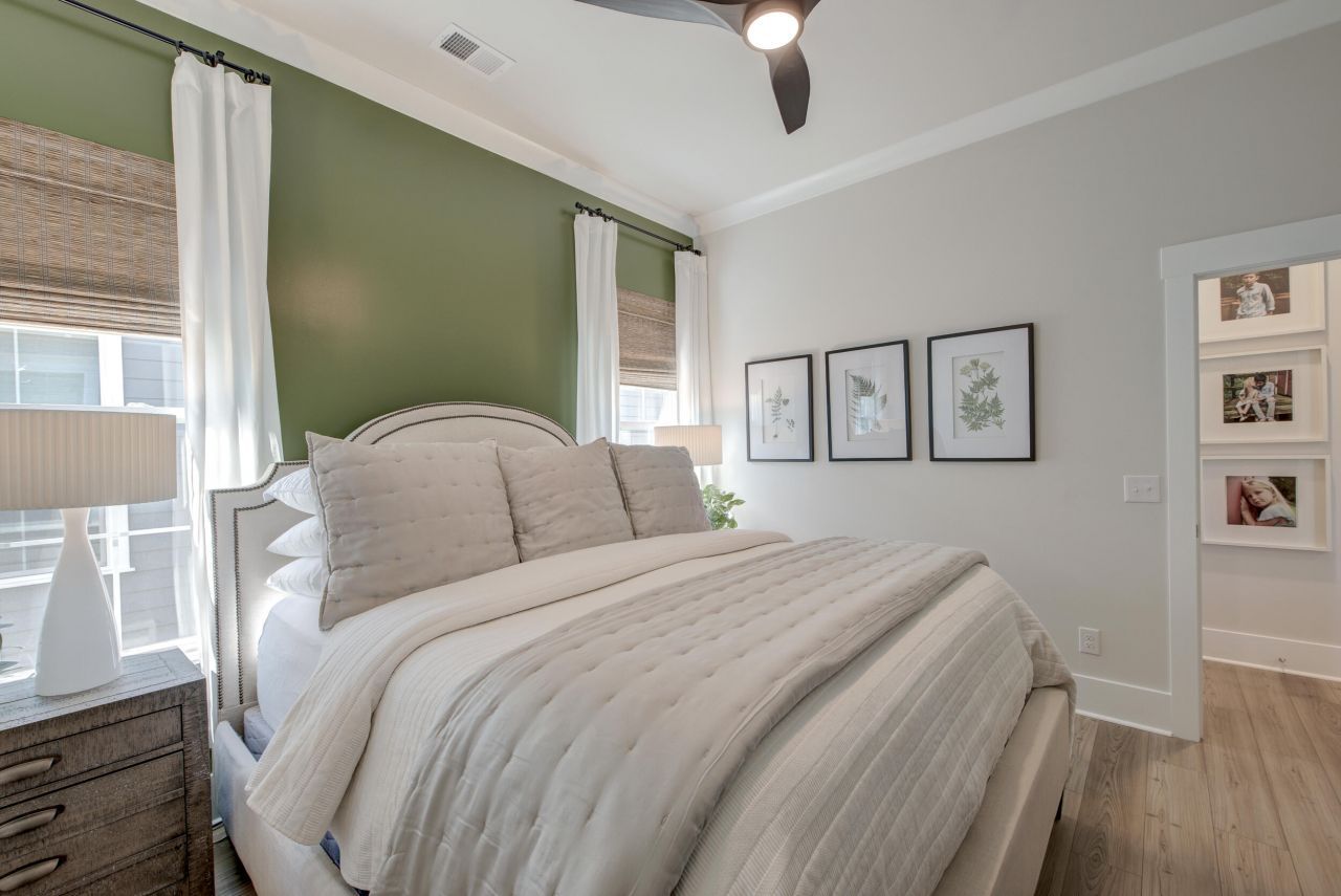 117 Crimson Street Photo 16