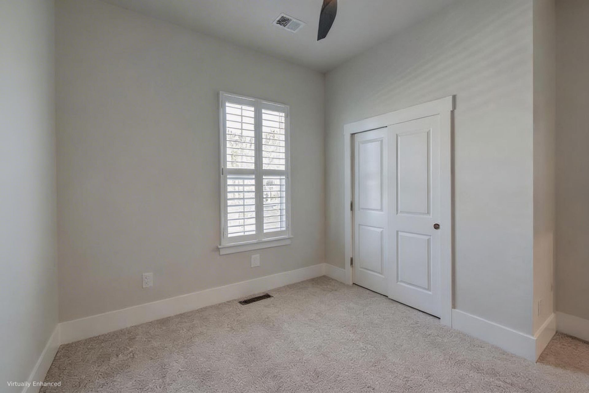 117 Crimson Street Photo 32