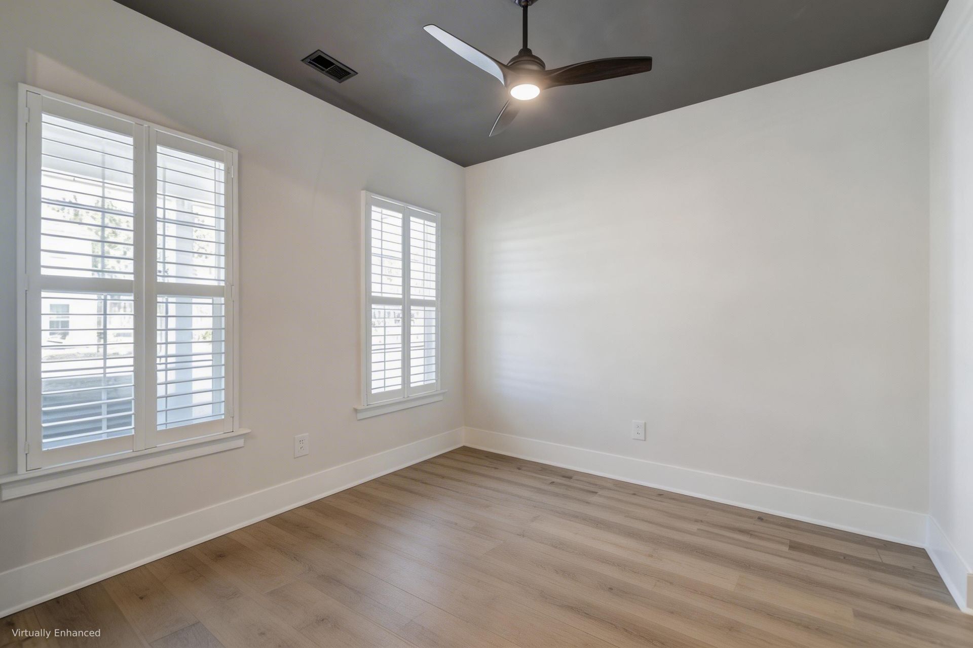 117 Crimson Street Photo 4