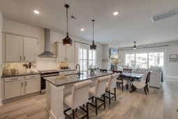 117 Crimson Street photo 4