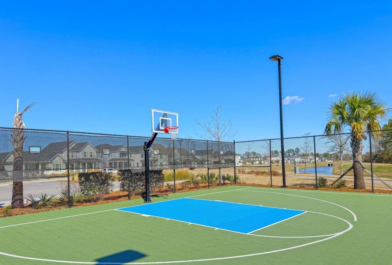 117 Crimson Street Photo 60