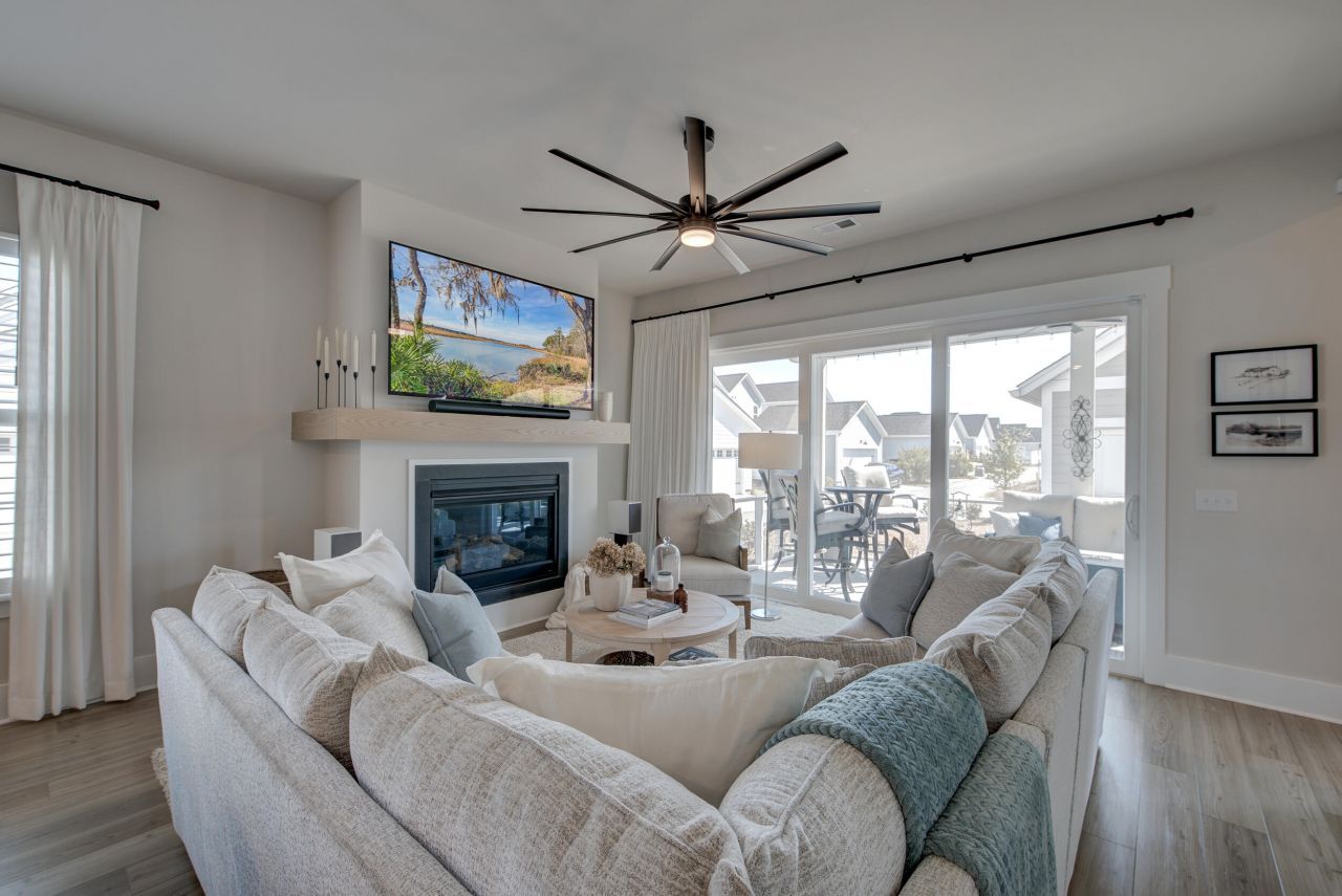 117 Crimson Street Photo 9