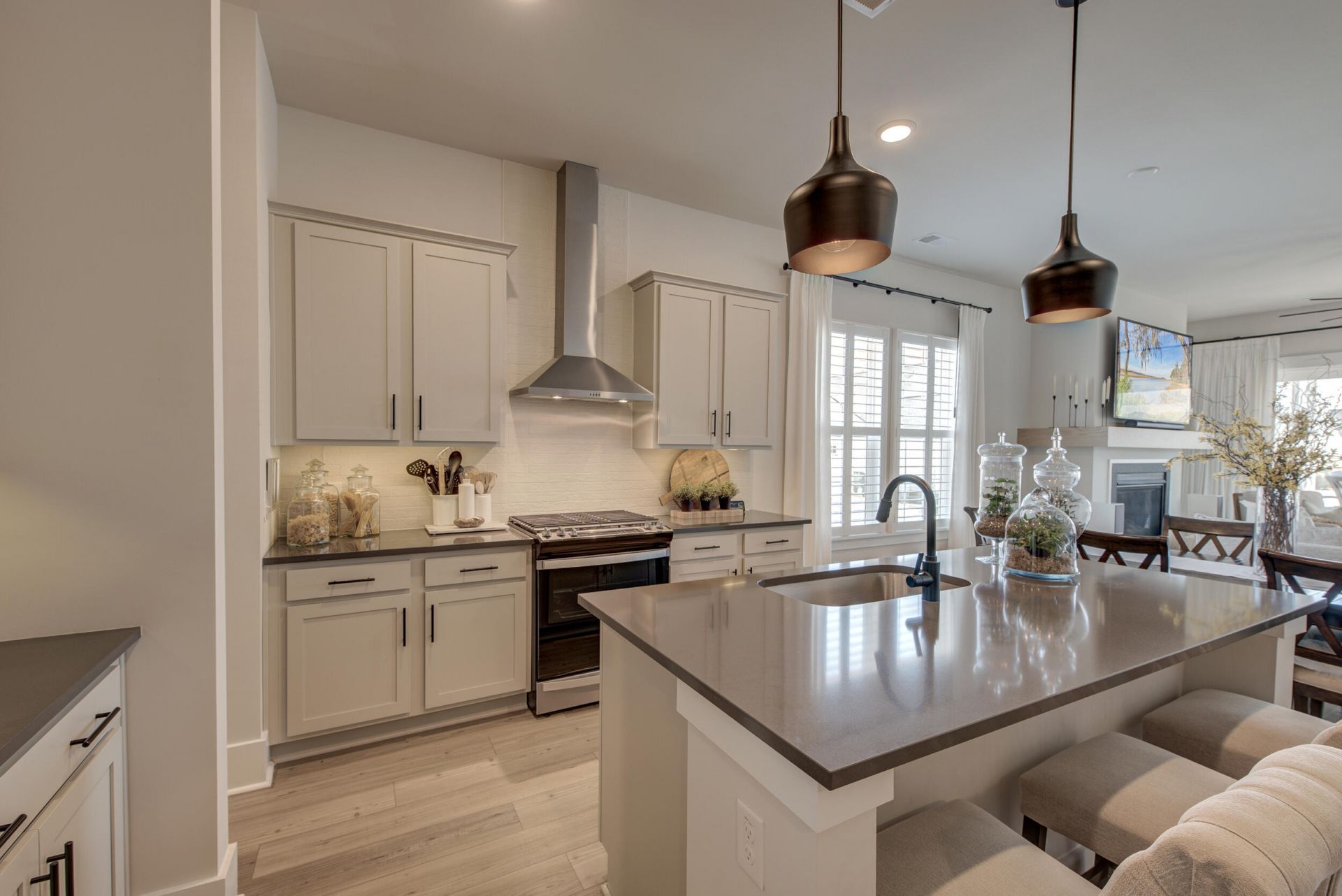 117 Crimson Street Photo 9