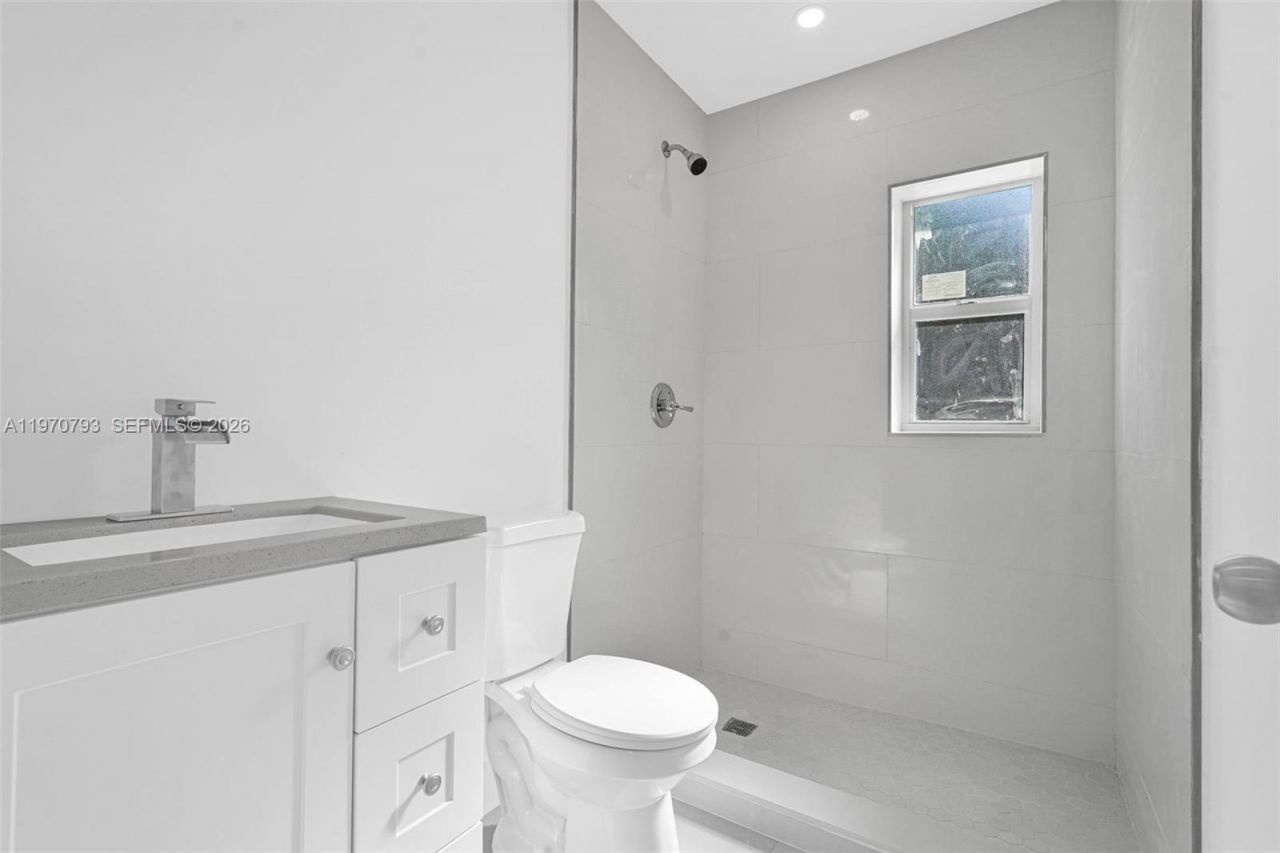 15955 NW 21st Ave, Miami Gardens, FL 33054 Photo