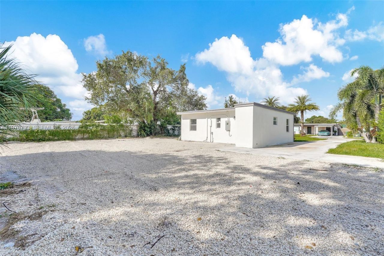 15955 NW 21st Ave, Miami Gardens, FL 33054 Photo