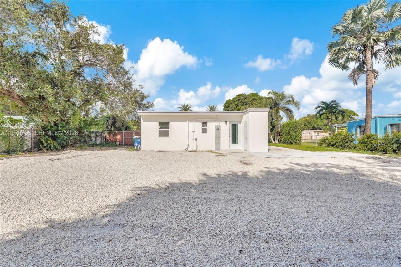 15955 NW 21st Ave, Miami Gardens, FL 33054 Photo